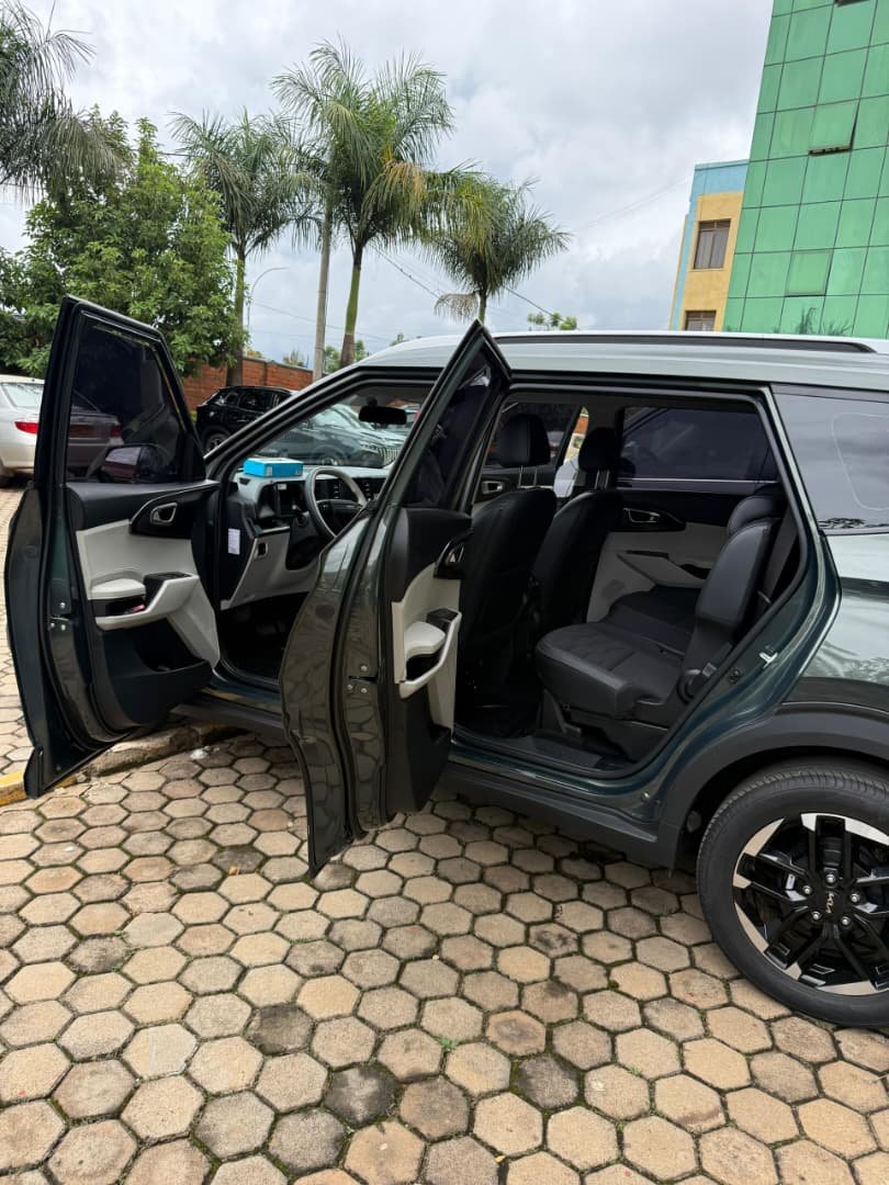 Location Voiture Électrique au Rwanda | Guide 2026