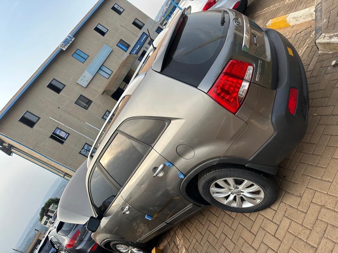 Kia Sorento photo 3